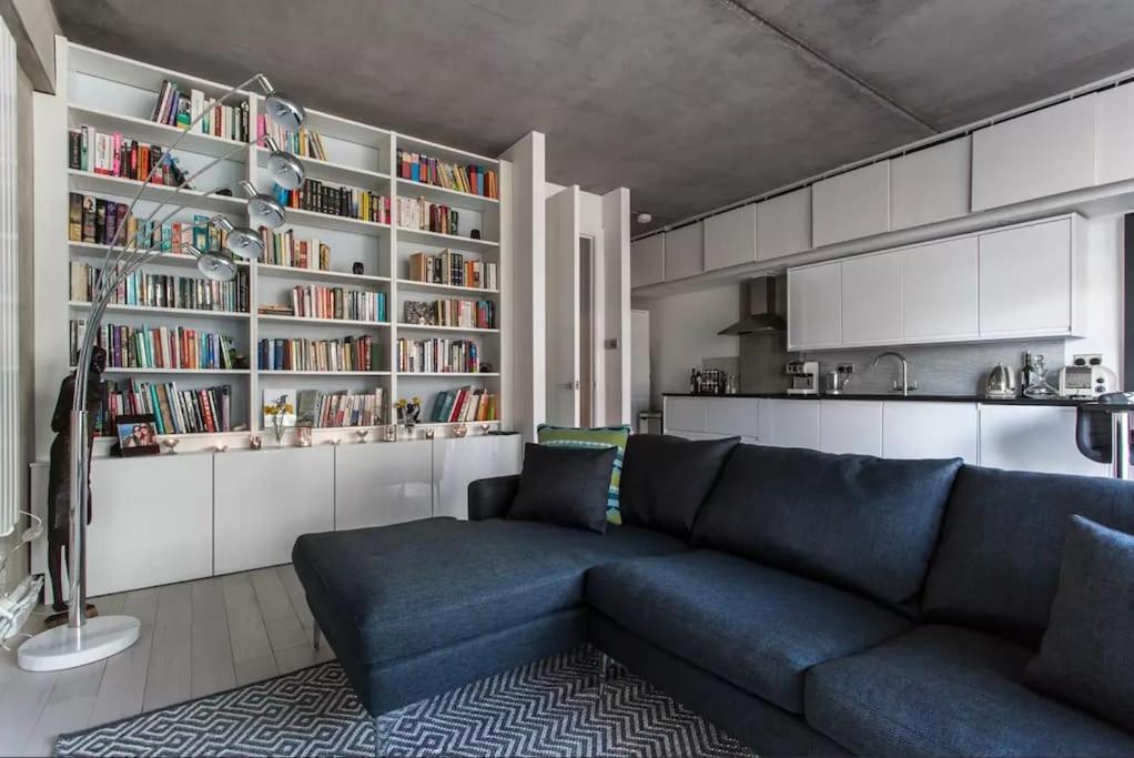 Canal-Side Apartment In Shoreditch London Exterior photo
